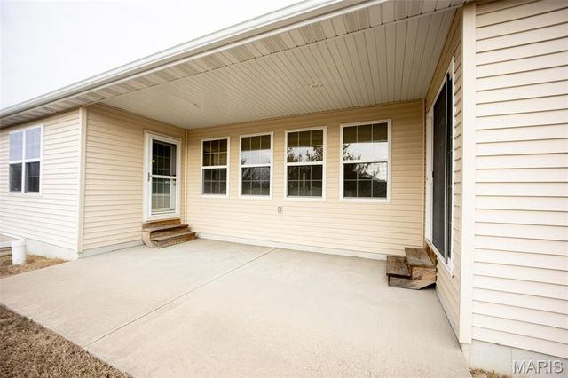 7008 Augusta Drive, Glen Carbon, IL 62034