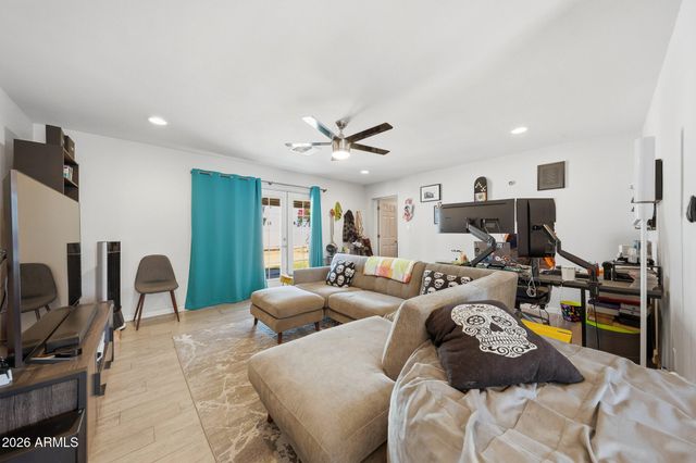 465 N STANDAGE Street, Mesa, AZ 85201