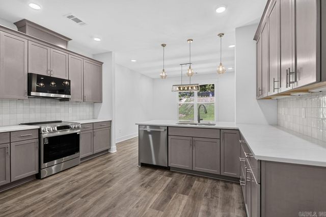 7065 Cold Creek Drive, Alexander, AR 72002