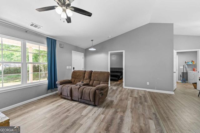 284 Moss Road, Dawsonville, GA 30534