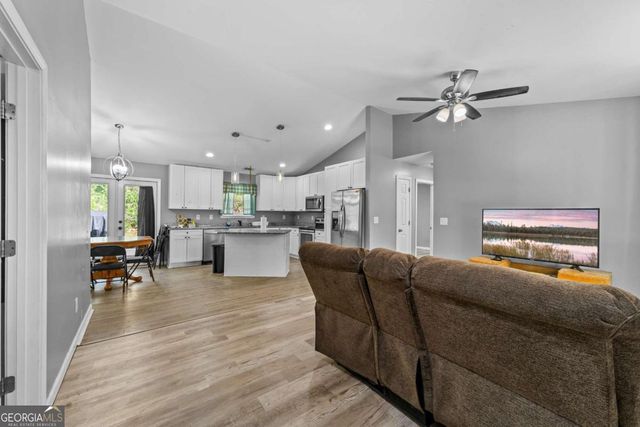 284 Moss Road, Dawsonville, GA 30534