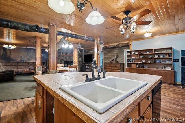15522 E 370 Road, Claremore, OK 74017
