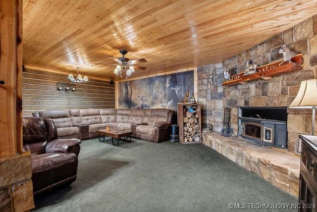15522 E 370 Road, Claremore, OK 74017