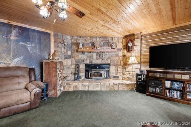 15522 E 370 Road, Claremore, OK 74017