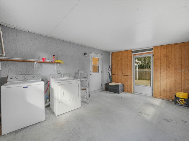 530 N FRENCH AVENUE, Fort Meade, FL 33841