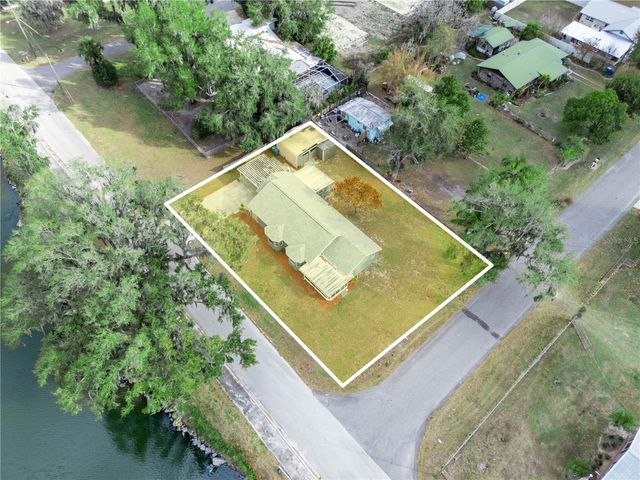 530 N FRENCH AVENUE, Fort Meade, FL 33841
