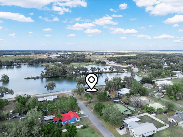 530 N FRENCH AVENUE, Fort Meade, FL 33841