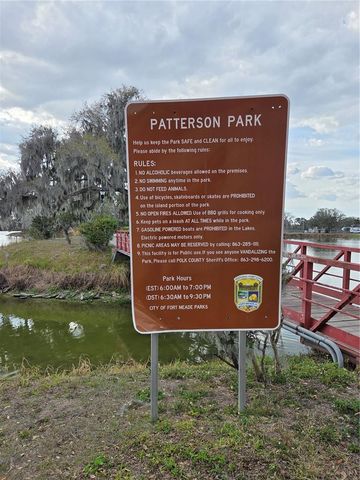 530 N FRENCH AVENUE, Fort Meade, FL 33841