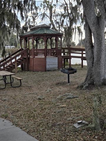 530 N FRENCH AVENUE, Fort Meade, FL 33841