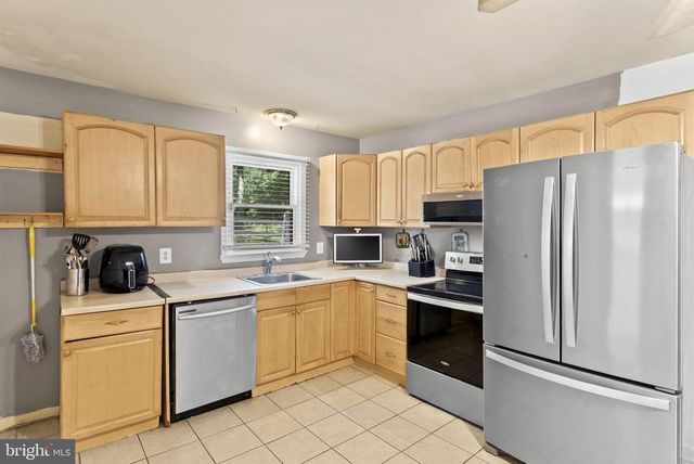 15300 NOTTINGHAM DR, Manassas, VA 20112