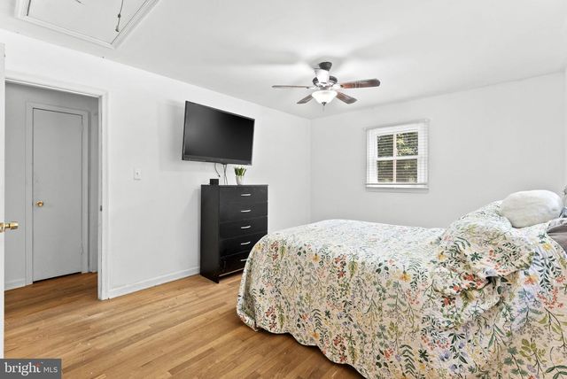 15300 NOTTINGHAM DR, Manassas, VA 20112