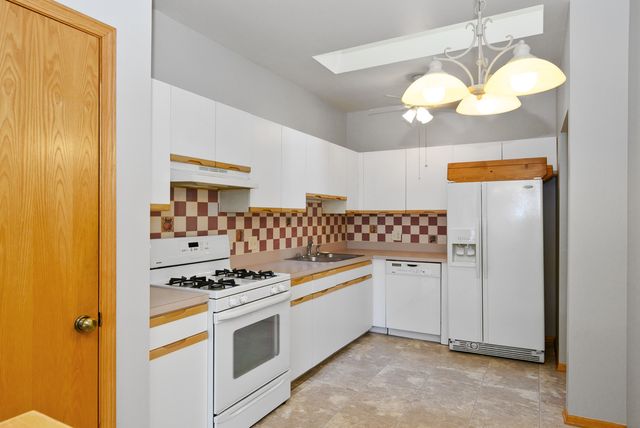 19778 Ascot Place 2, Mokena, IL 60448