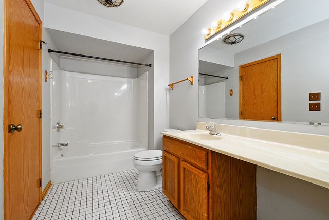 19778 Ascot Place 2, Mokena, IL 60448