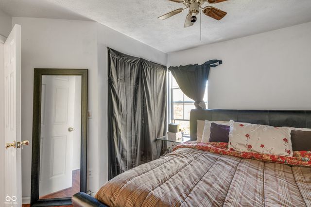 5850 Brobeck Lane, Indianapolis, IN 46254