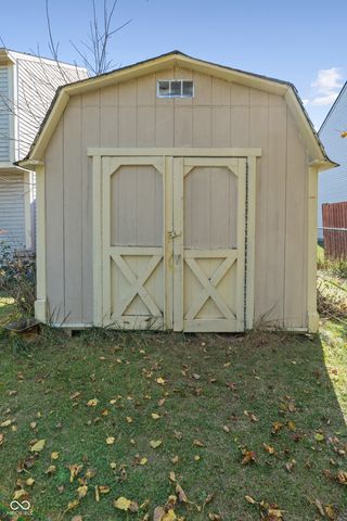 5850 Brobeck Lane, Indianapolis, IN 46254