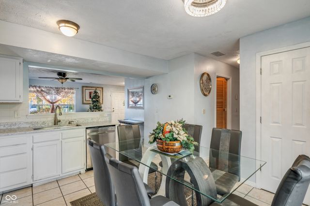 5850 Brobeck Lane, Indianapolis, IN 46254