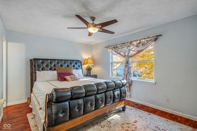 5850 Brobeck Lane, Indianapolis, IN 46254