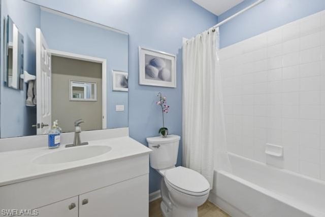 7122 Blue Juniper CT 202, Naples, FL 34109