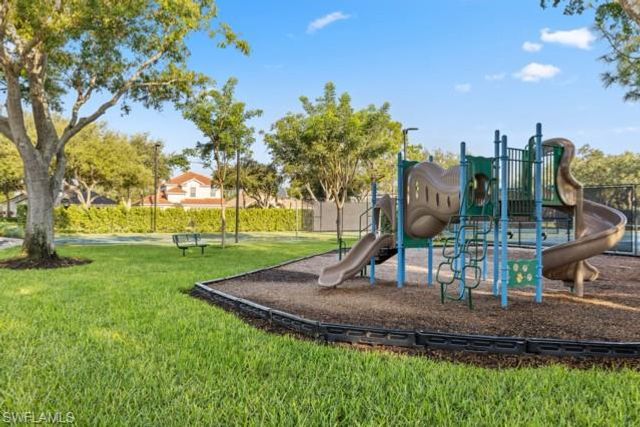7122 Blue Juniper CT 202, Naples, FL 34109