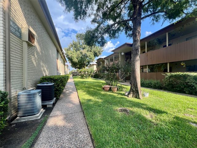 7714 Renwick Drive K107, Houston, TX 77081