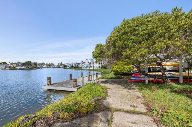 18 Cape Hatteras Court, Redwood City, CA 94065