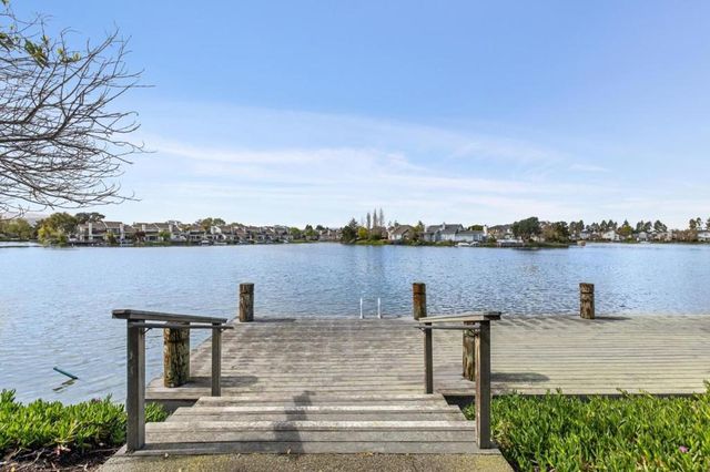 18 Cape Hatteras Court, Redwood City, CA 94065