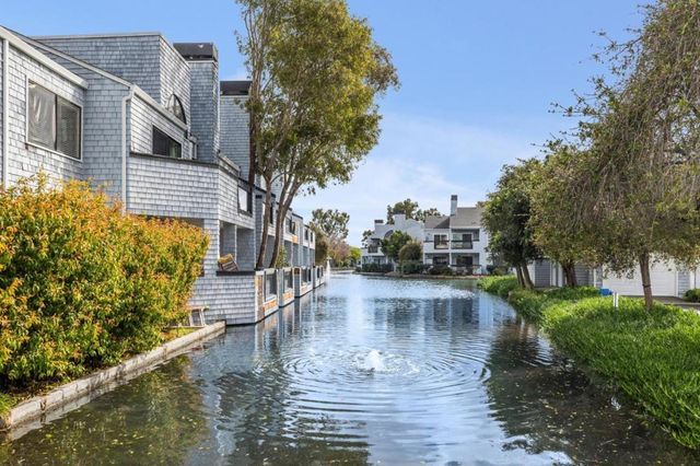 18 Cape Hatteras Court, Redwood City, CA 94065