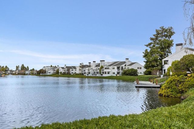 18 Cape Hatteras Court, Redwood City, CA 94065