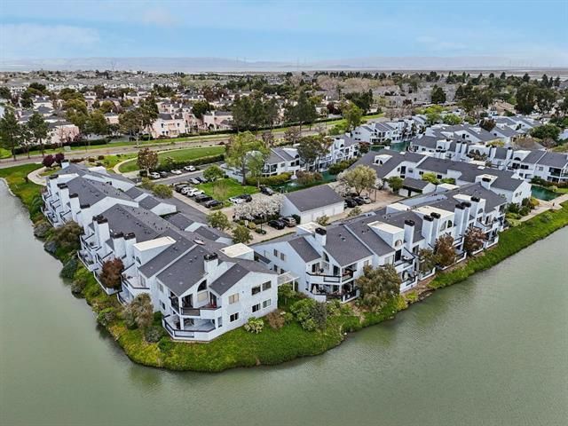 18 Cape Hatteras Court, Redwood City, CA 94065