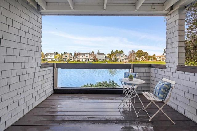 18 Cape Hatteras Court, Redwood City, CA 94065