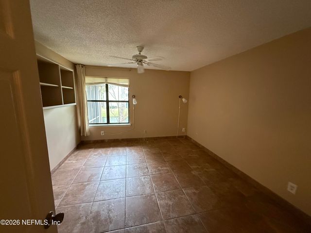 1102 WOOD HILL Place 1102, Jacksonville, FL 32256