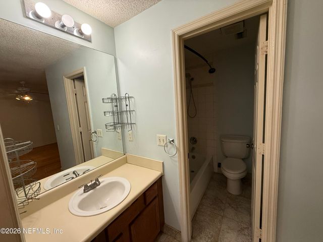 1102 WOOD HILL Place 1102, Jacksonville, FL 32256