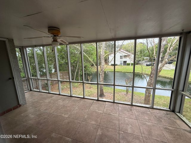 1102 WOOD HILL Place 1102, Jacksonville, FL 32256