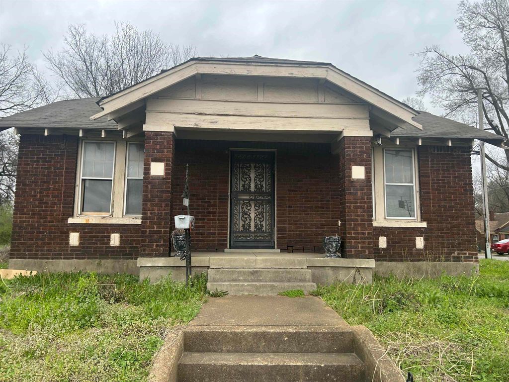 1658 AIRWAYS BLVD, Memphis, TN 38114