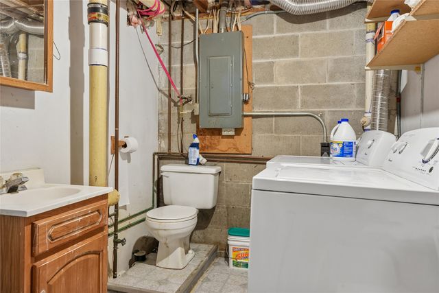 5205 SE 8th Street, Des Moines, IA 50315