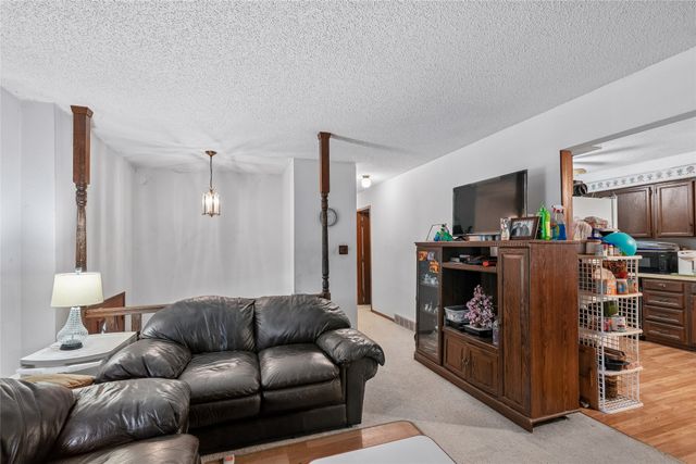 5205 SE 8th Street, Des Moines, IA 50315