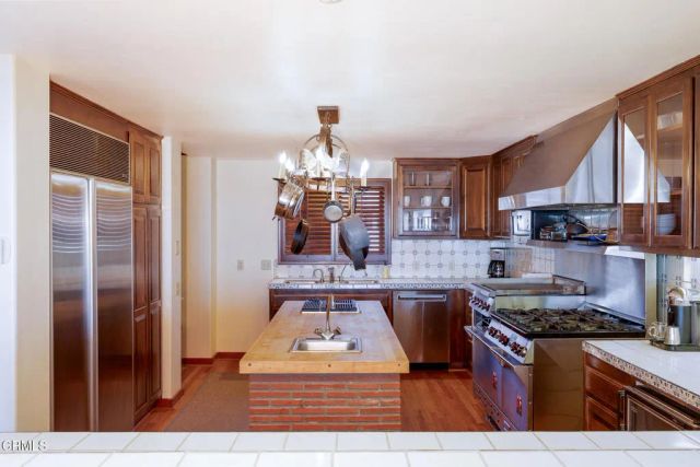 3265 Ocean Drive, Oxnard, CA 93035