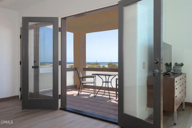 3265 Ocean Drive, Oxnard, CA 93035