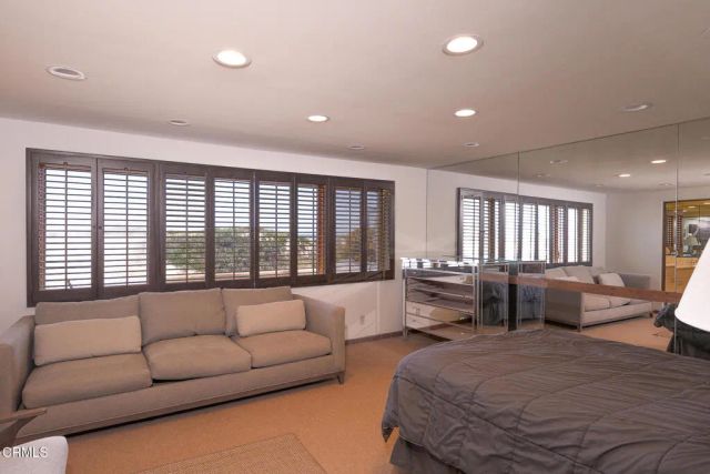 3265 Ocean Drive, Oxnard, CA 93035