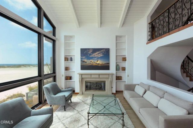 3265 Ocean Drive, Oxnard, CA 93035