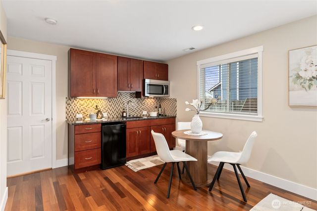 3231 S 299th Street, Auburn, WA 98001