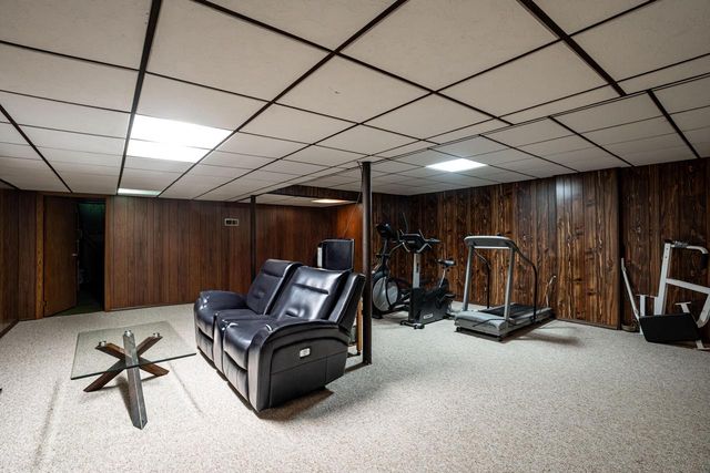 3805 W Glenwood DRIVE, Franklin, WI 53132