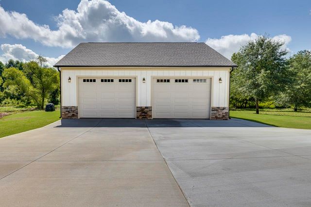 4919 Jug Factory Road, Campobello, SC 29322