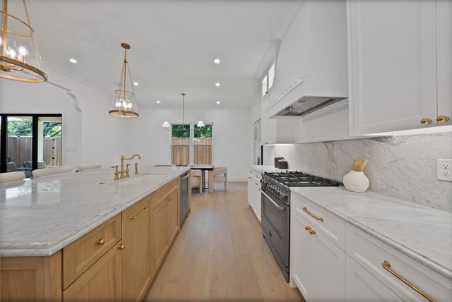 3724 Highgrove Drive, Dallas, TX 75220