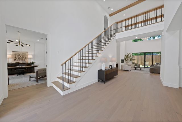 3724 Highgrove Drive, Dallas, TX 75220