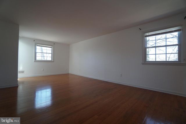 8602 CHAPEL VIEW RD, Ellicott City, MD 21043