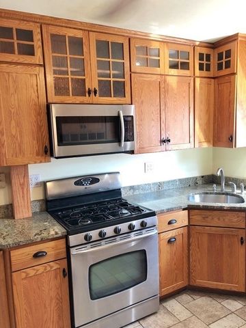 130 Davis 1, Quincy, MA 02170