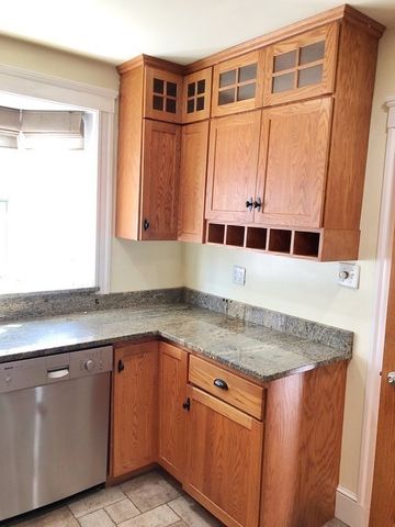 130 Davis 1, Quincy, MA 02170
