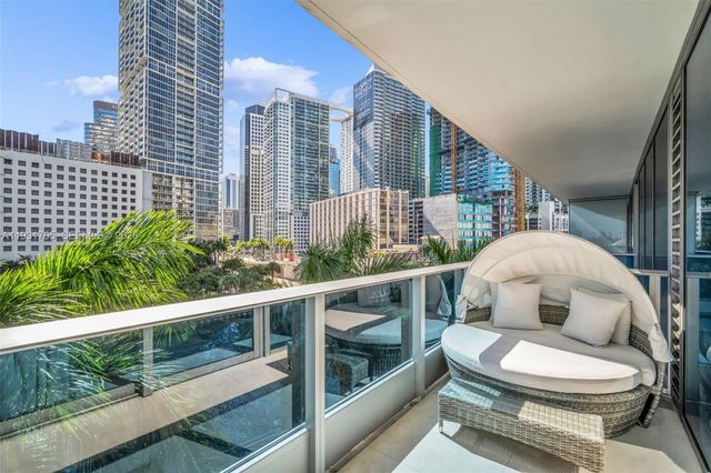 200 Biscayne Boulevard Way 309, Miami, FL 33131