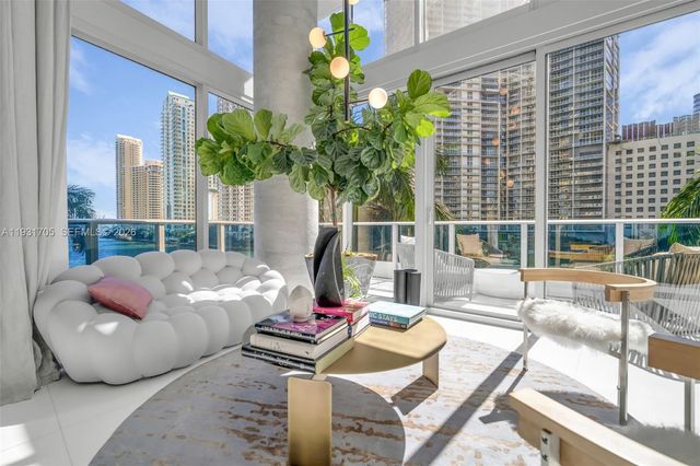 200 Biscayne Boulevard Way 309, Miami, FL 33131